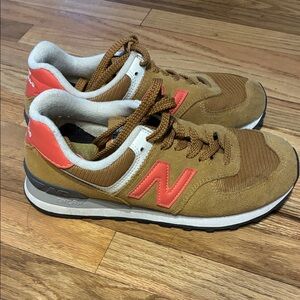 New Balance Tan and Red Sneakers
